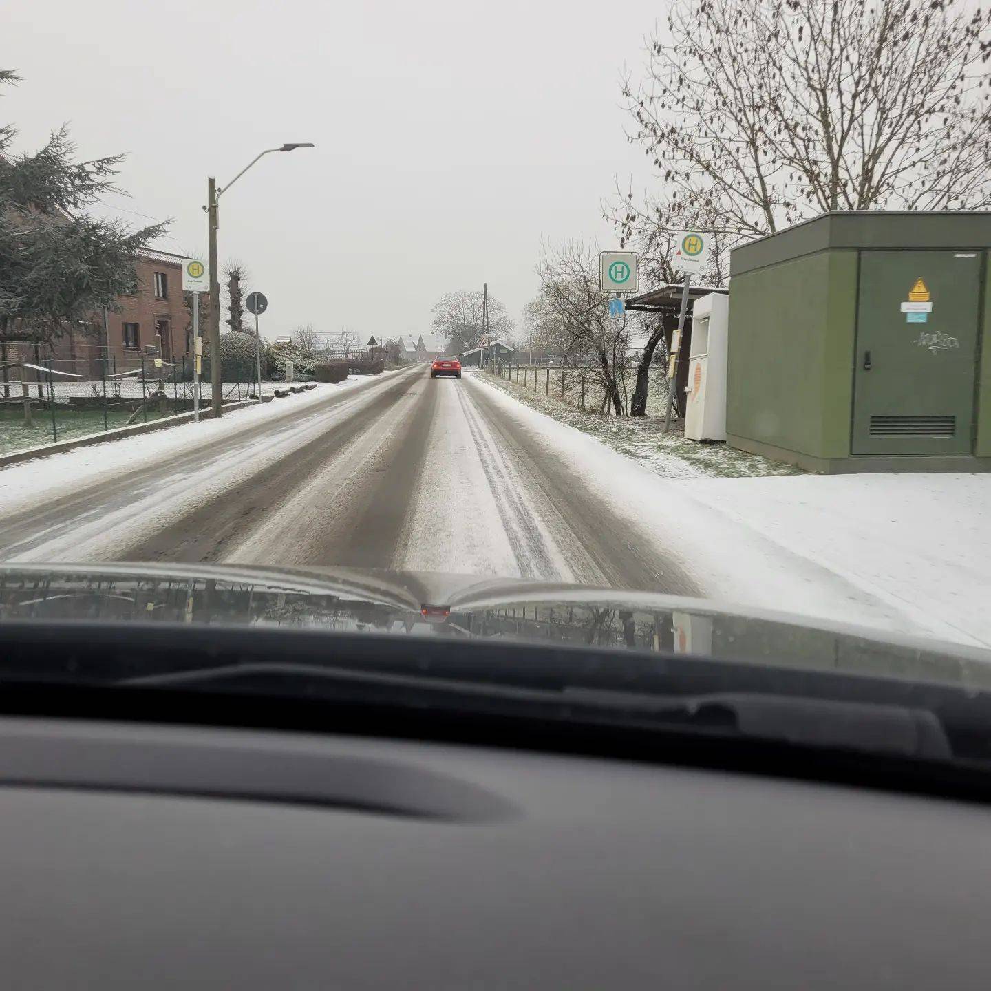 16.12.2022: Straße, Schneebedeckt, Schulung im Winter